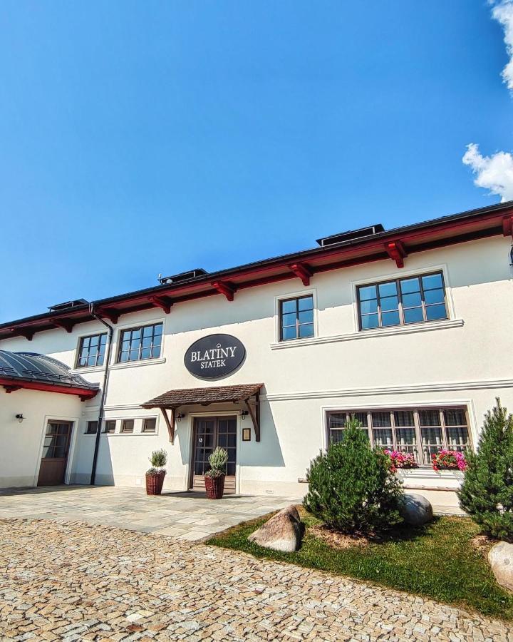 Hotel Statek Blatiny Sněžné Exterior foto